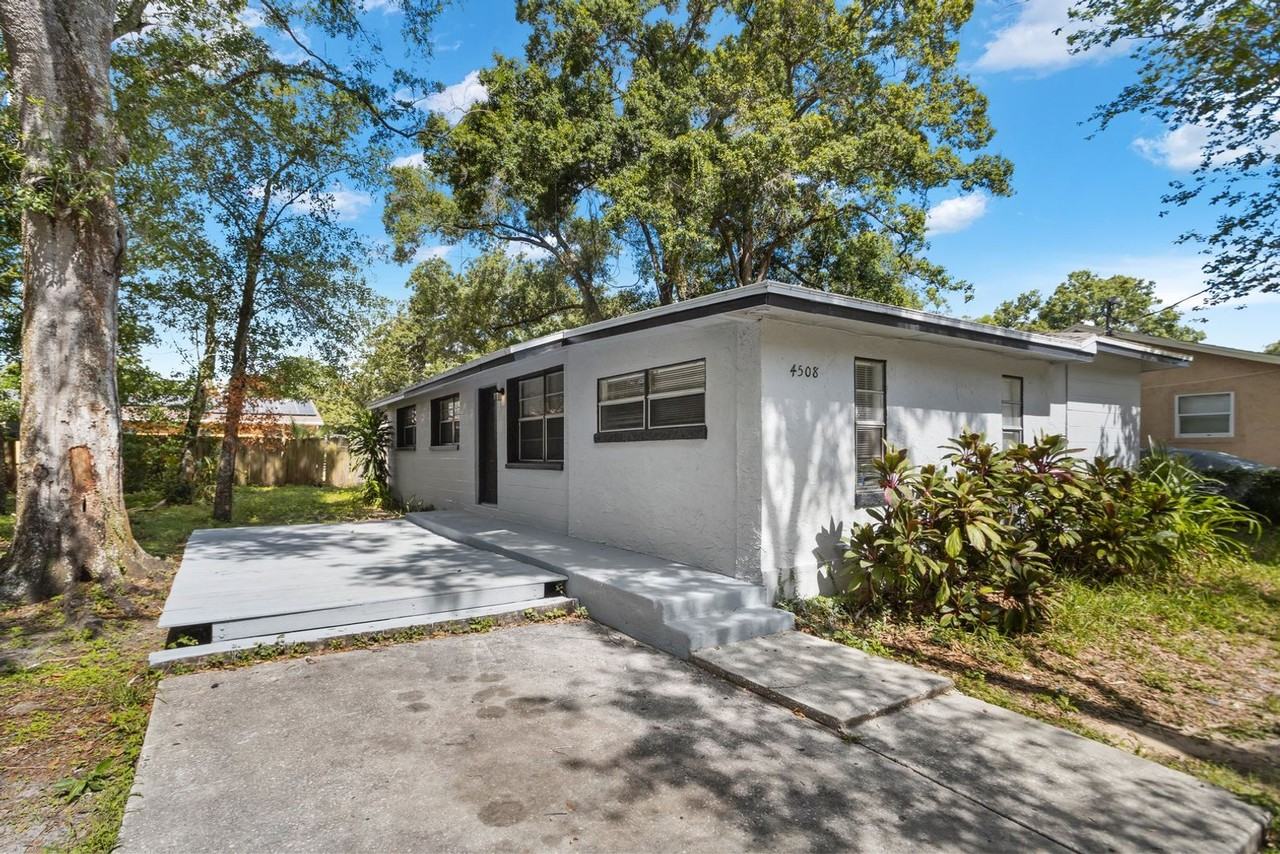 4508 N 38th St - Photo 2 of 30