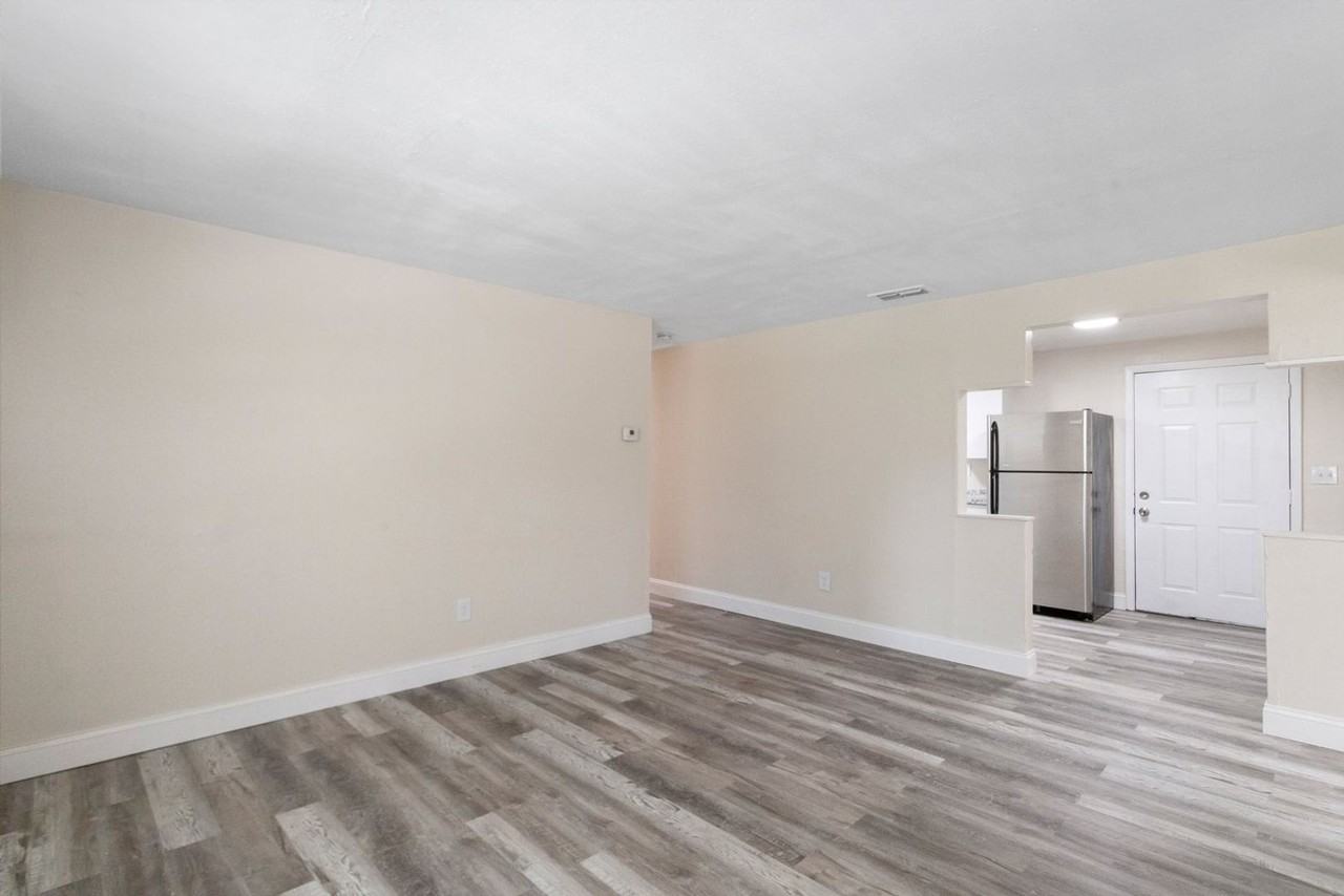 4508 N 38th St - Photo 7 of 30