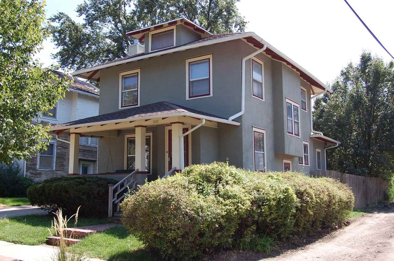 2411 C St - Photo 3 of 26