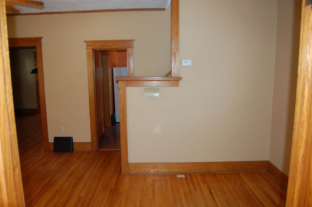 2411 C St - Photo 4 of 26