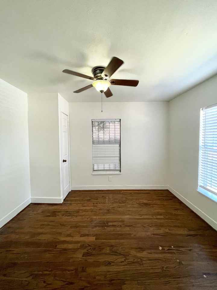 1407 S Denley Dr - Photo 2 of 11