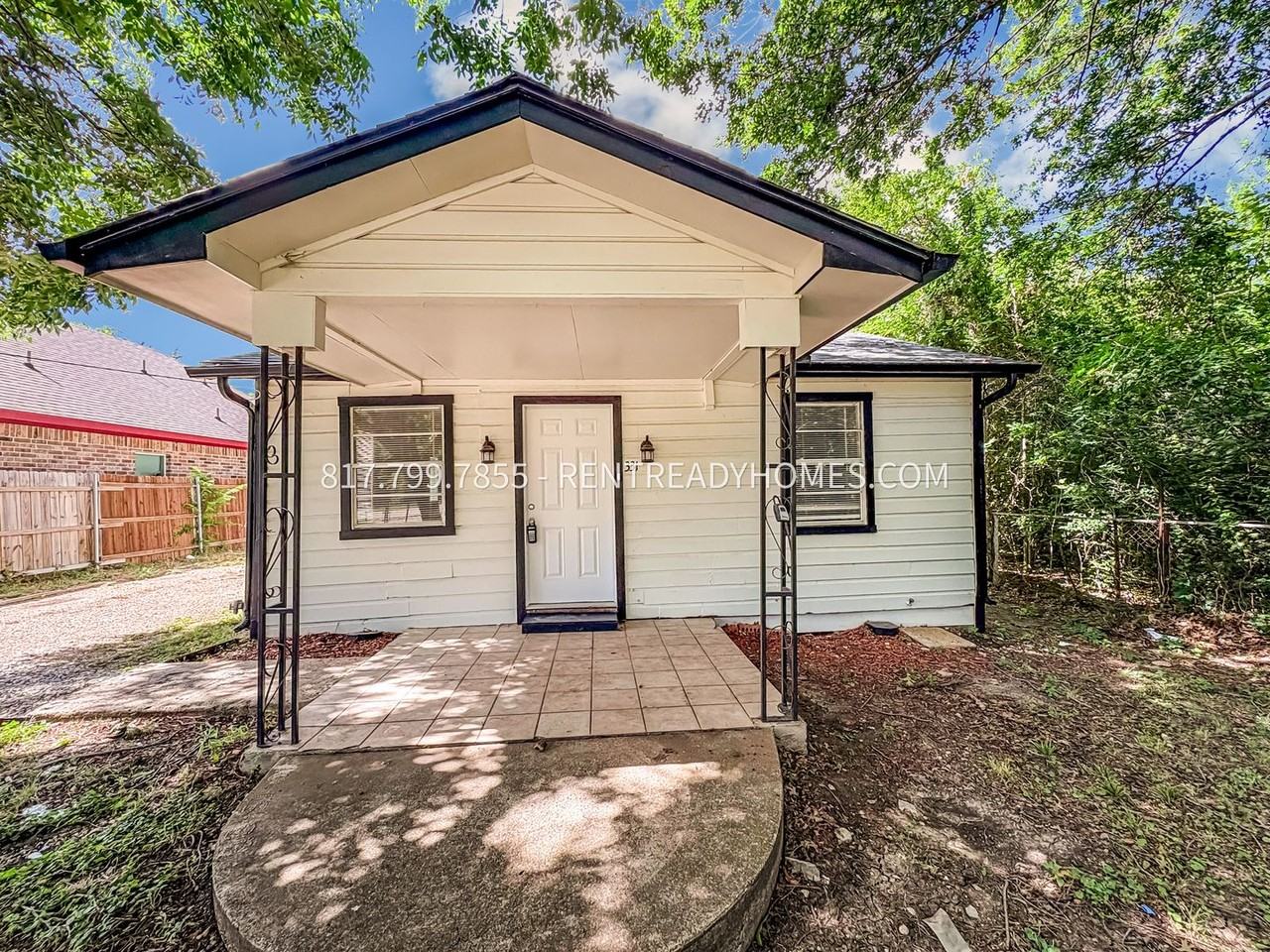 331 Red Wing Dr - Photo 2 of 12