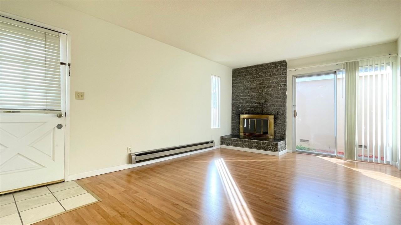 3402 Homestead Rd - Photo 5 of 21