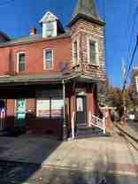 121 Laurel St - Photo 1 of 1
