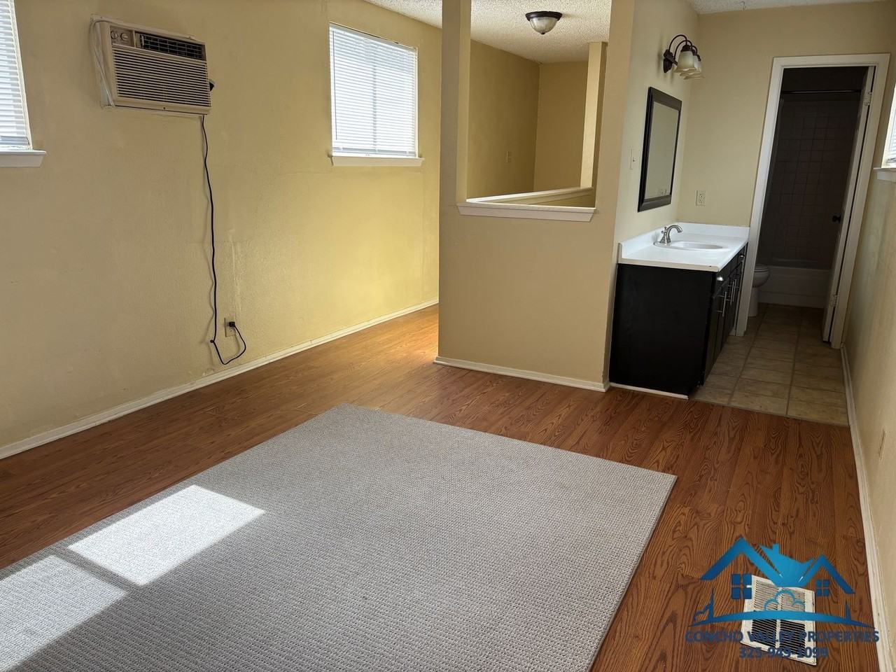 1012 Glenna St - Photo 7 of 15