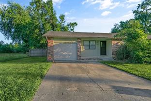 2204 Douglas St - Photo 1 of 1
