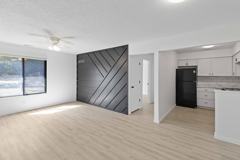 Recently updated apartments near to shopping, dining, and public transportation - Photo 1 of 1