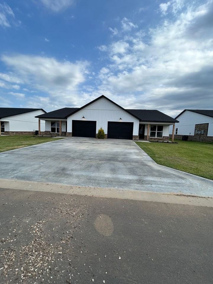 Yellowstone at The Ranch - Photo 2 of 44