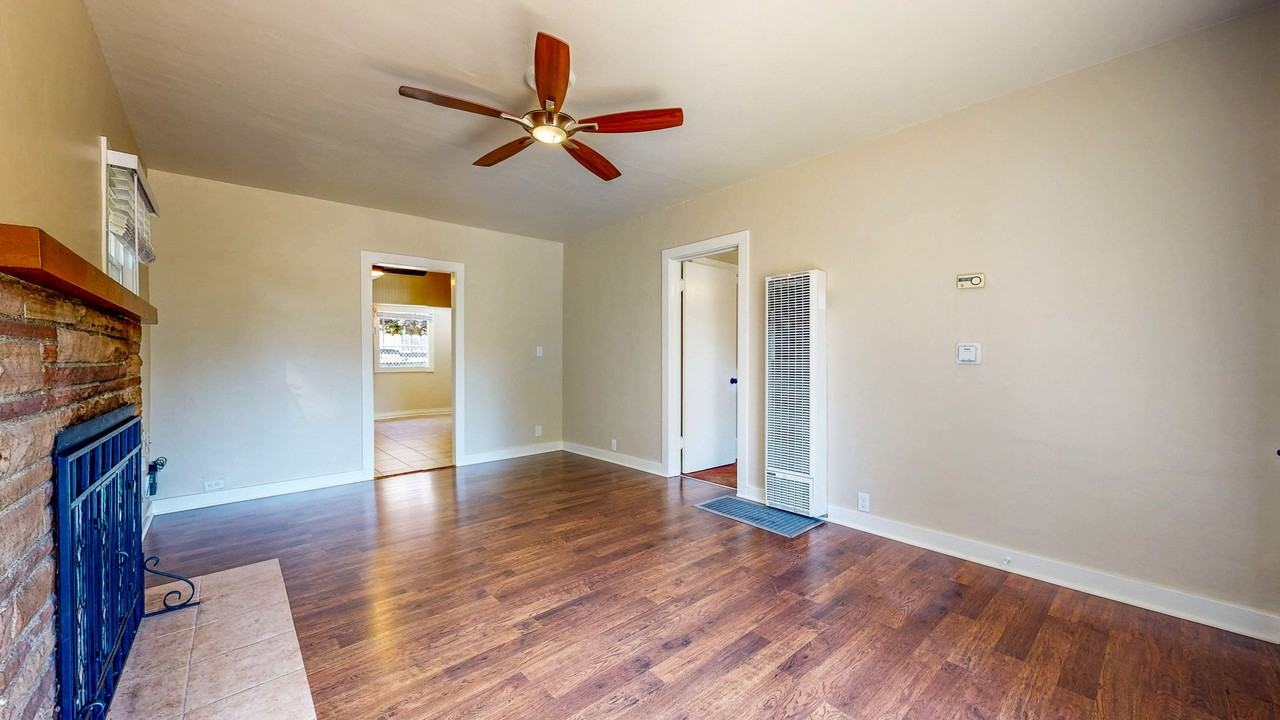 737 Charles St - Photo 6 of 25