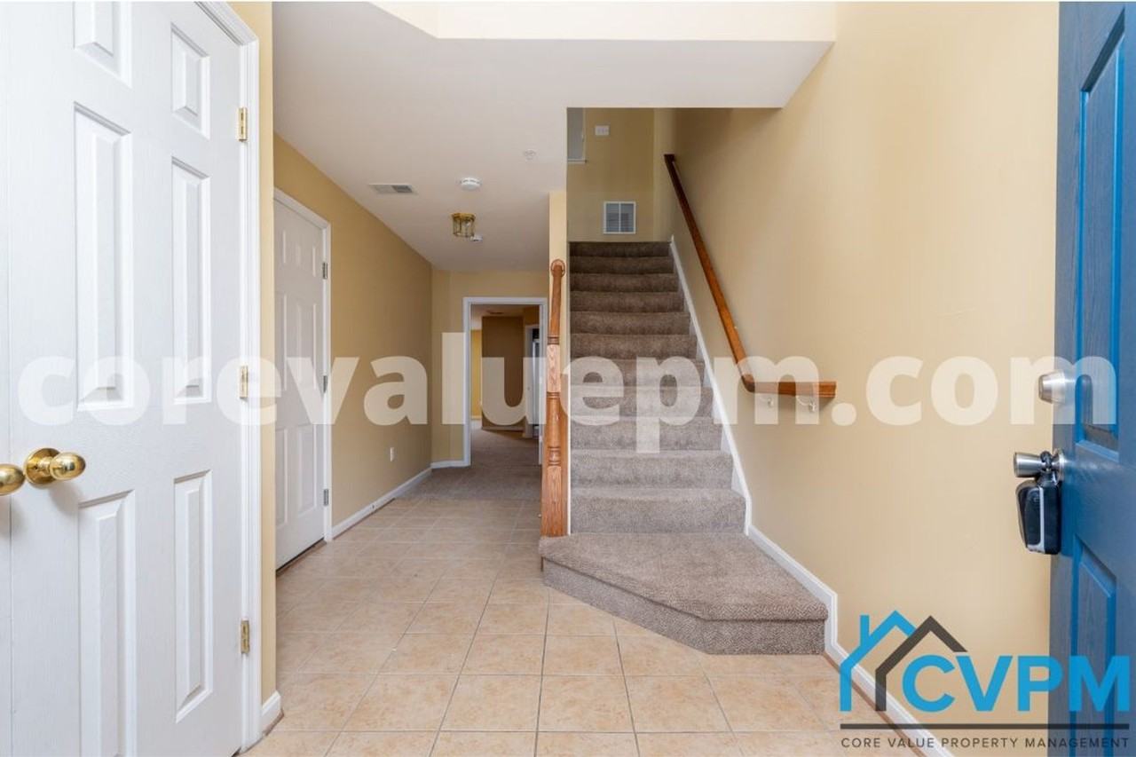 1023 Railbed Dr - Photo 2 of 29