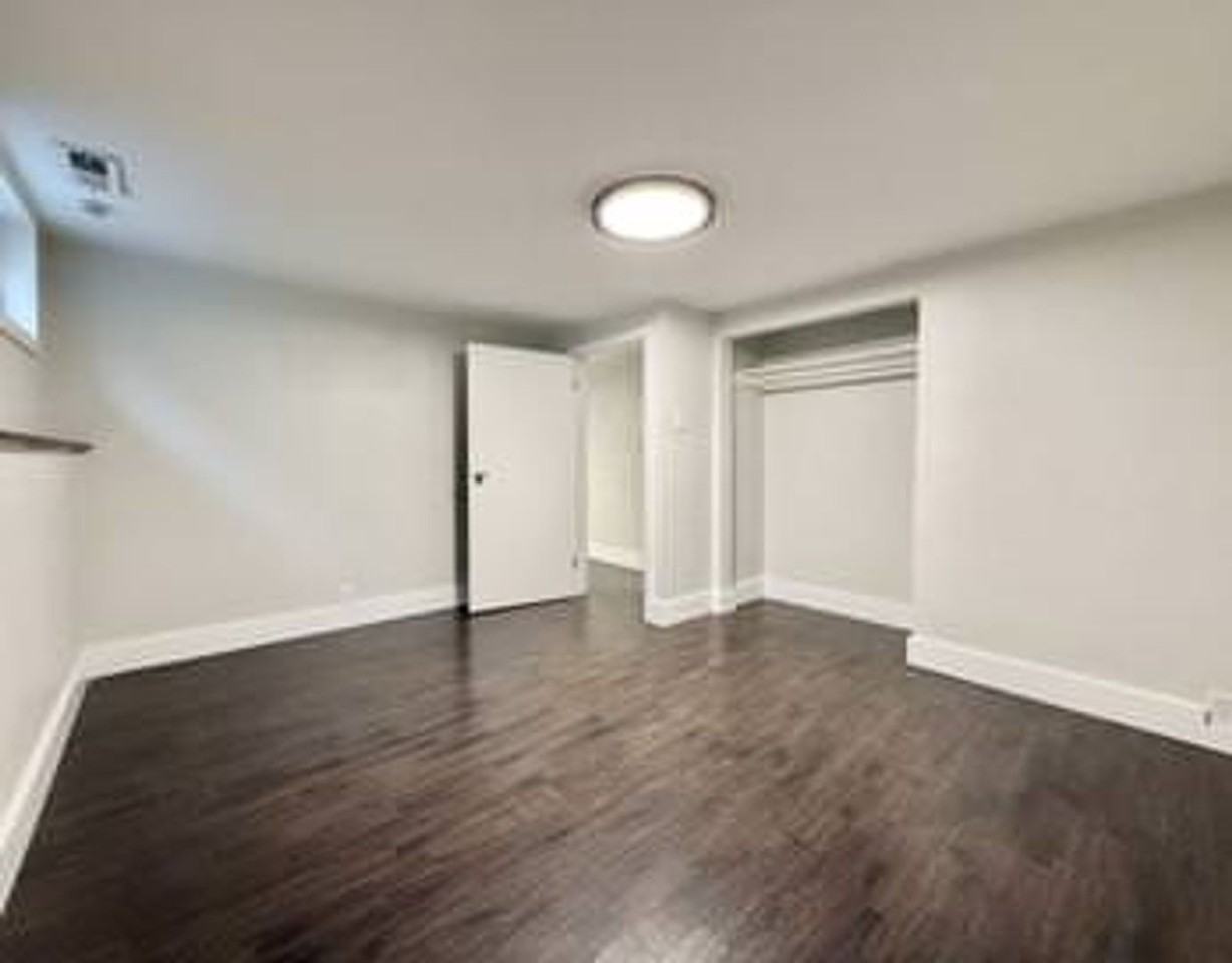 652 E Roosevelt Ave - Photo 3 of 24