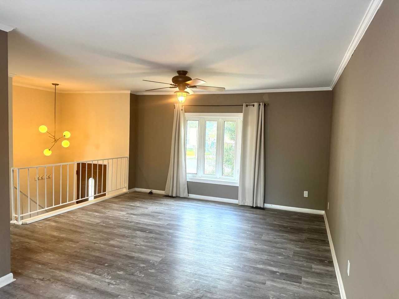 Riversedge Dr - Photo 3 of 14