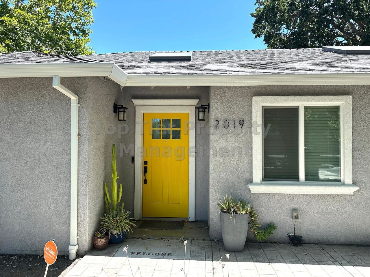 2019 Elinora Dr - Photo 2 of 20