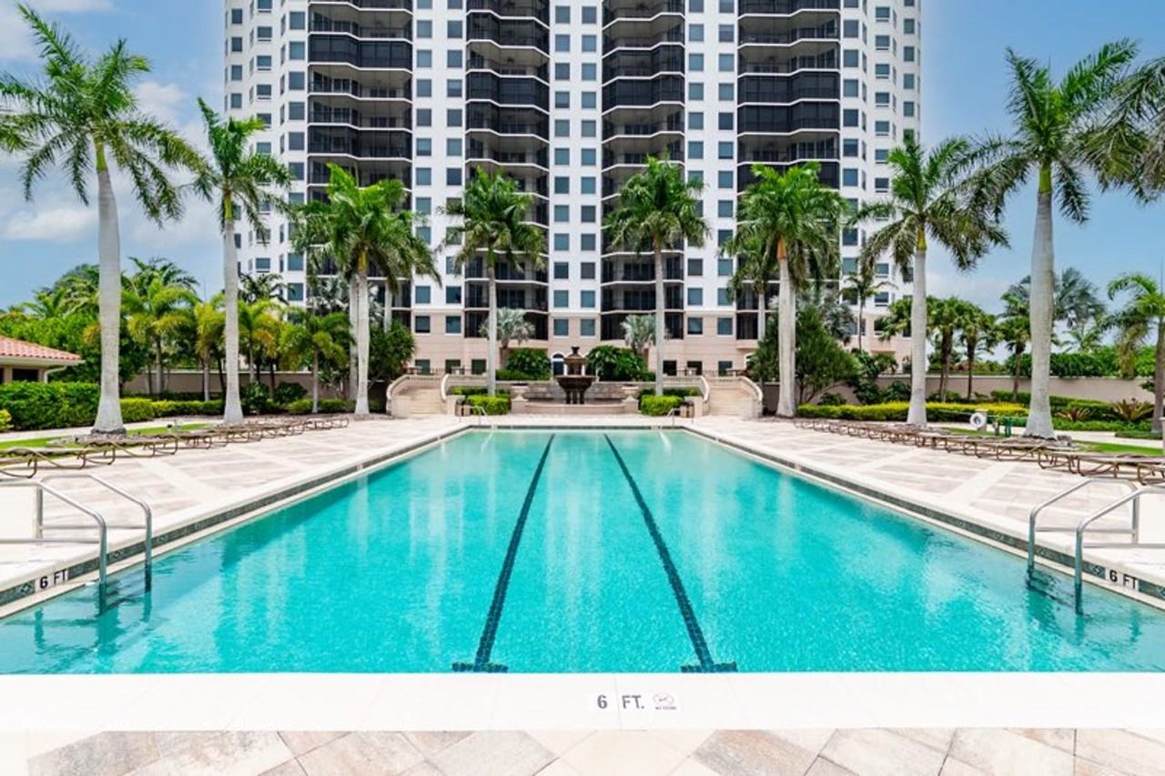 1060 Borghese Ln #802