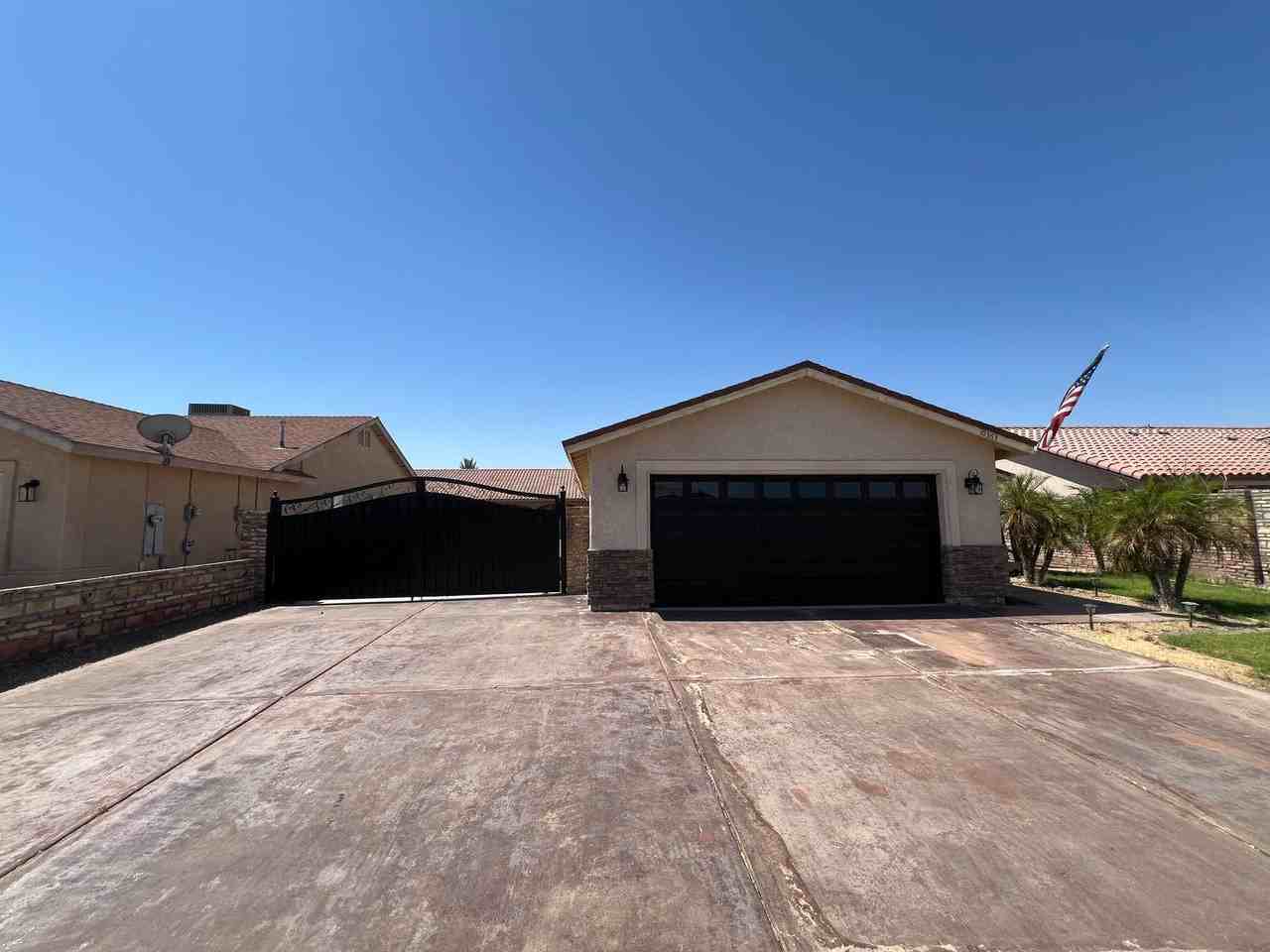 10363 E 38th Pl - Photo 2 of 26