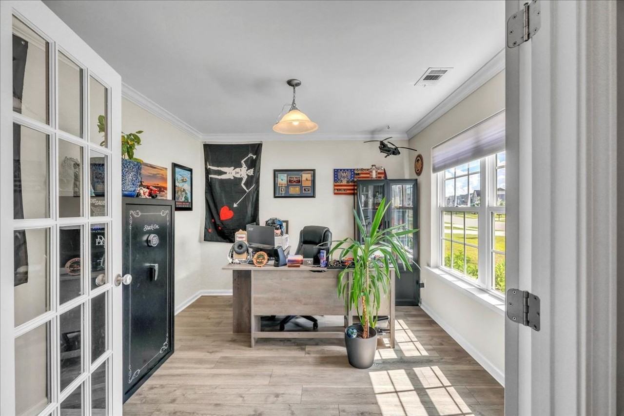 128 Whitehaven Rd - Photo 6 of 50