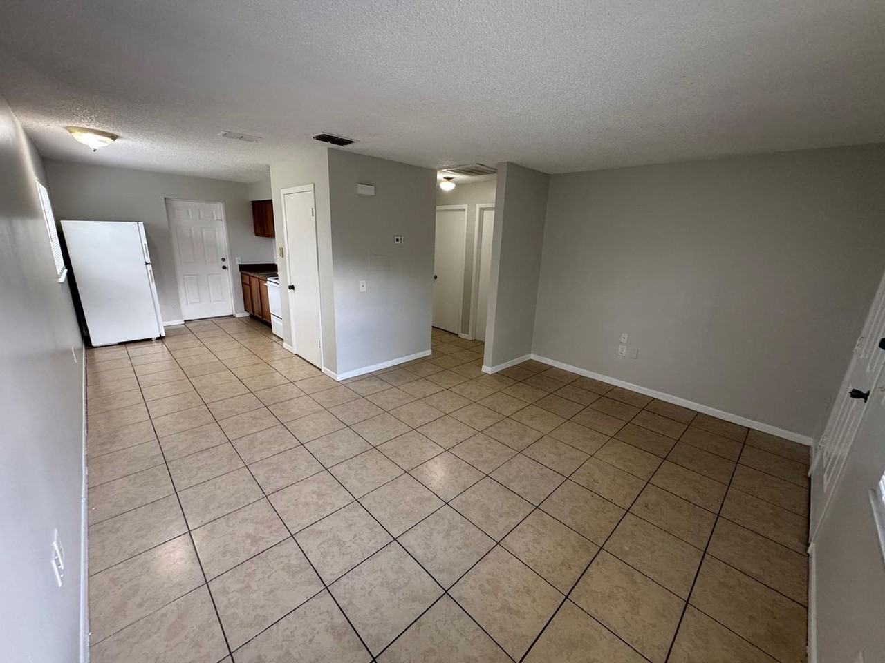38731 Alston Ave - Photo 4 of 18