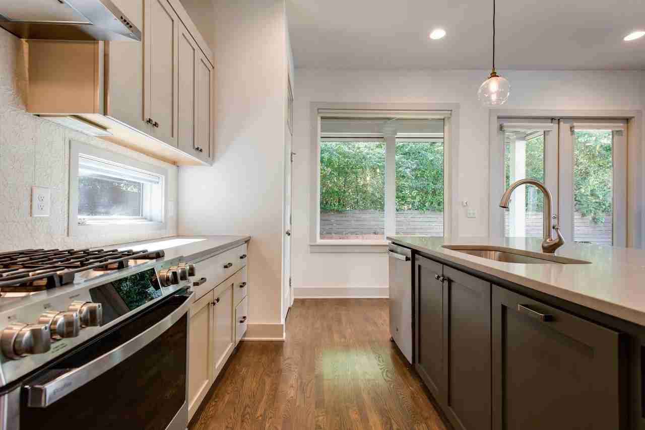 2007B Lombardy Ave - Photo 2 of 26