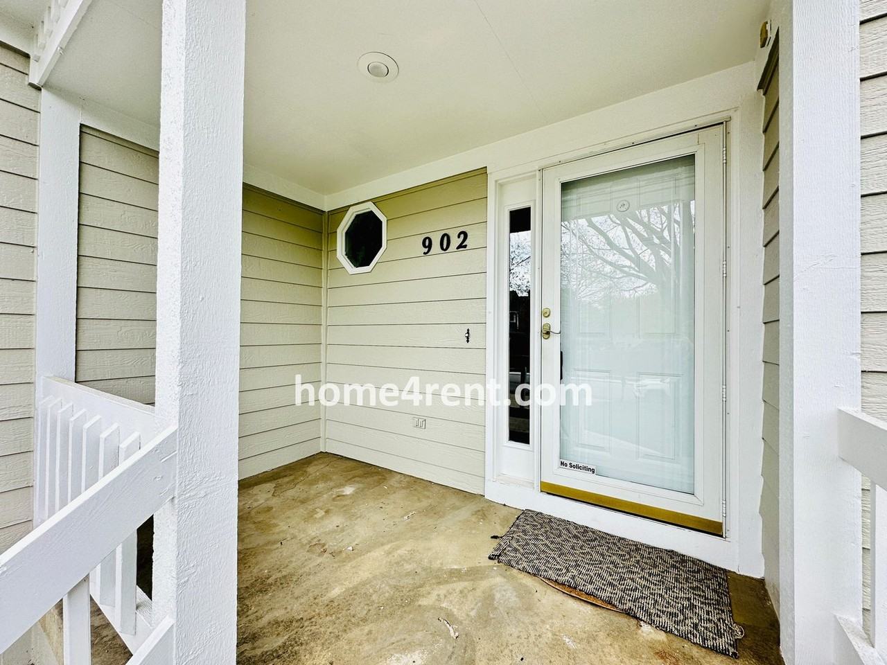 902 Sherman Pkwy - Photo 3 of 50