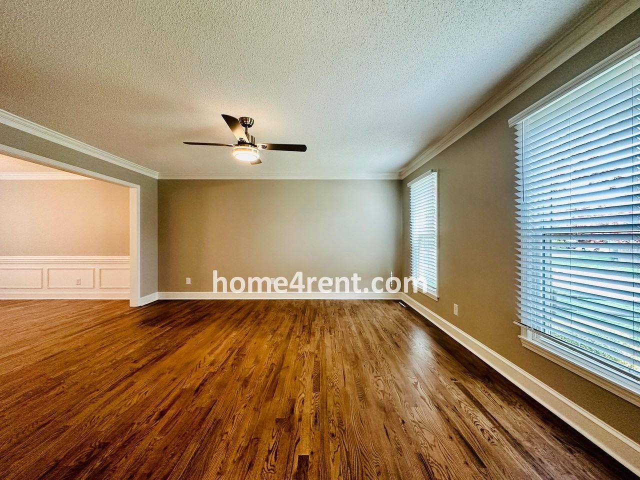 902 Sherman Pkwy - Photo 7 of 50