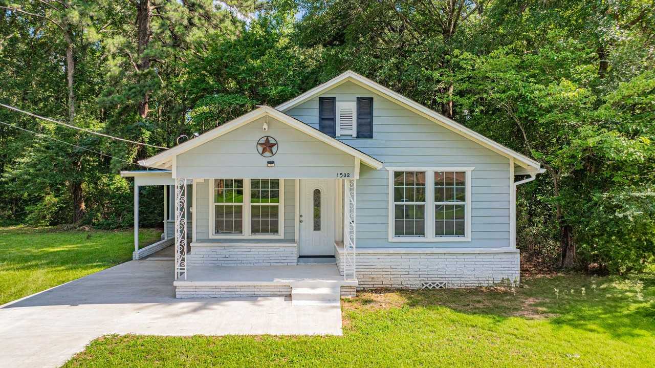 1502 E Birdsong St - Photo 2 of 19