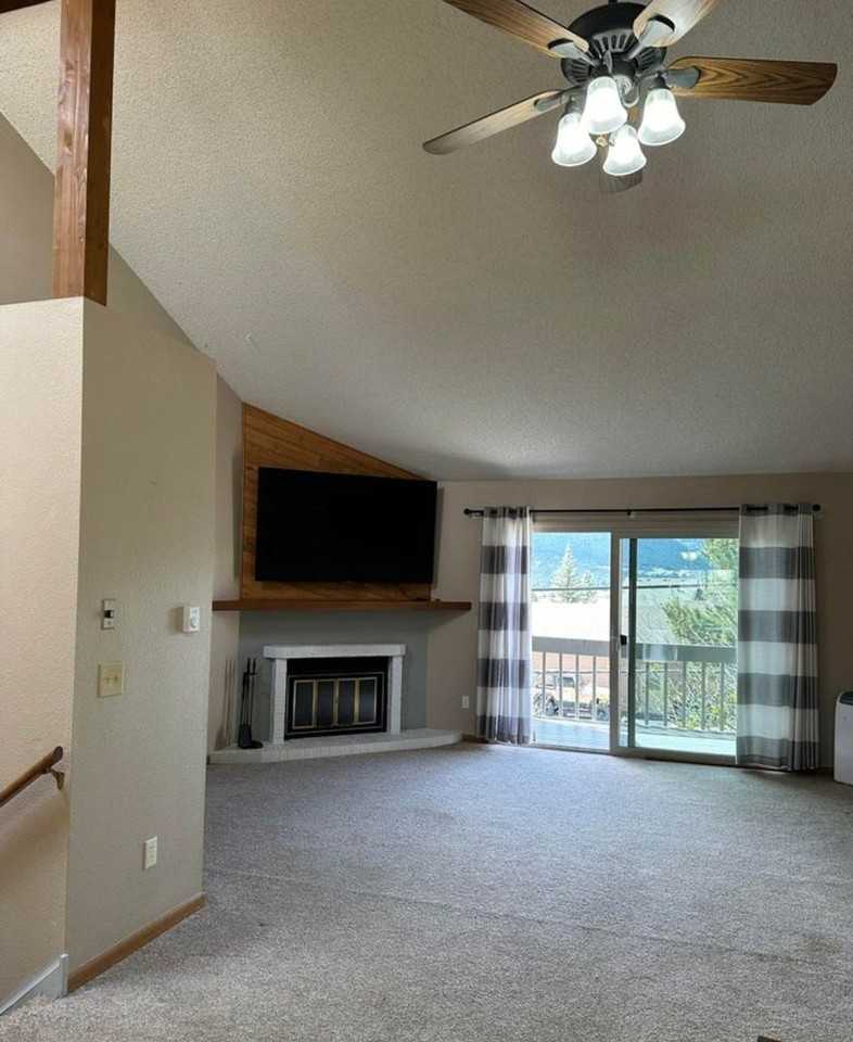 514 Grand Estates Dr #2 - Photo 6 of 13