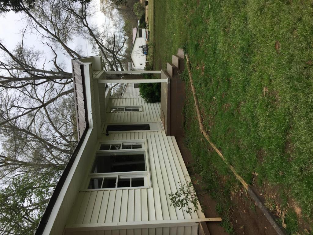 160 Church St - Photo 3 of 10