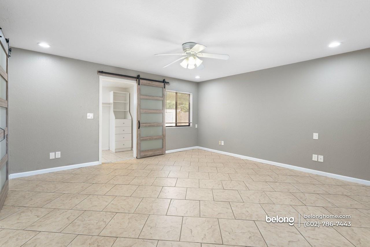 533 E Deepdale Rd - Photo 5 of 45