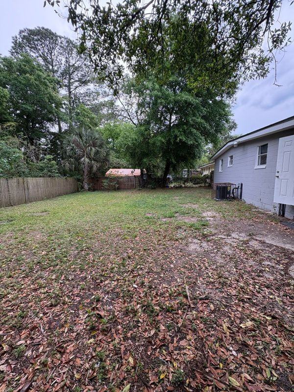 2540 Spirea St - Photo 2 of 18