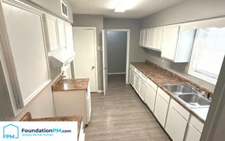 4935 Wooddale Ave - Photo 1 of 1