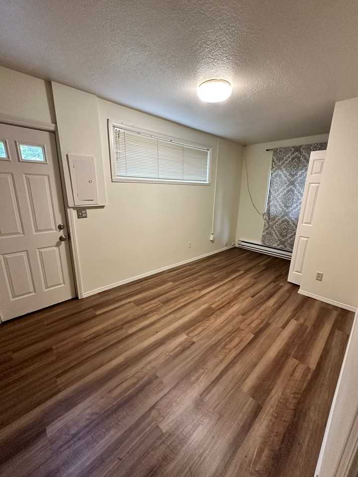 620 S Palatine Hill Rd - Photo 2 of 5