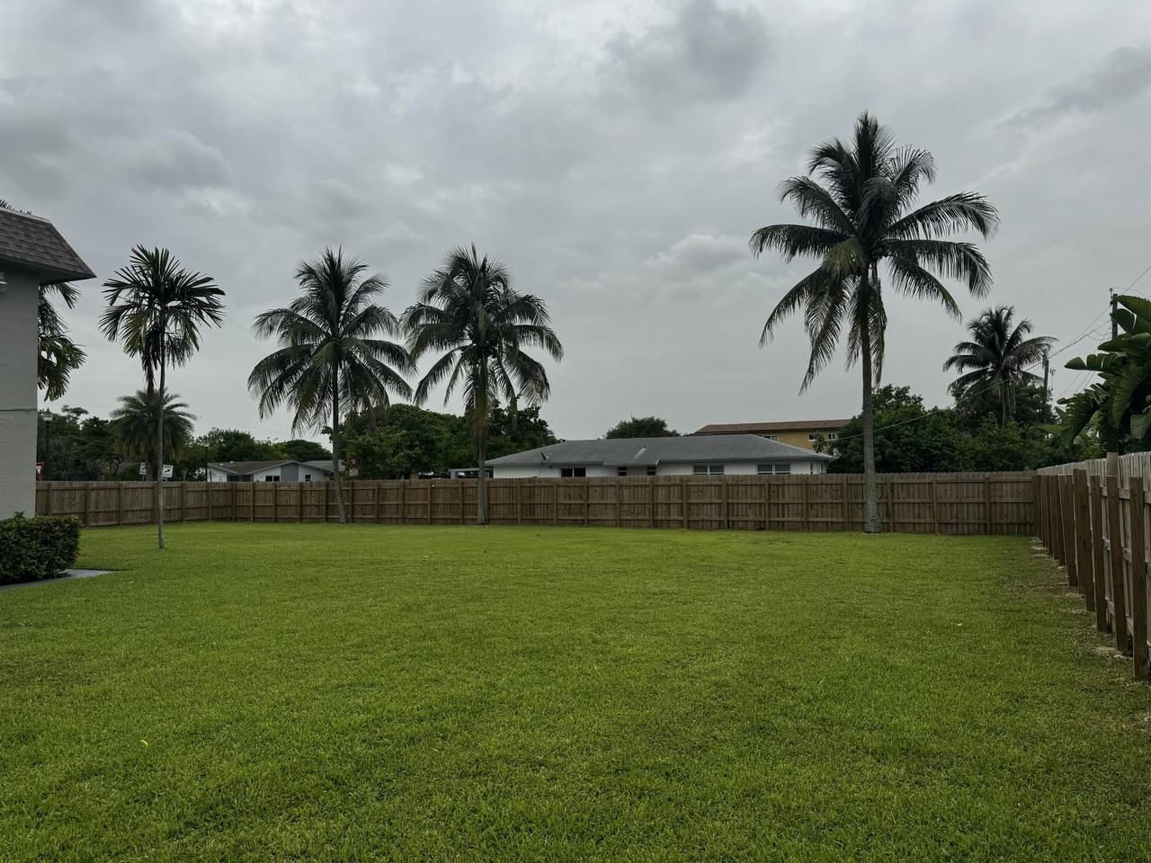 811 Nwavenue #3 - Photo 7 of 23