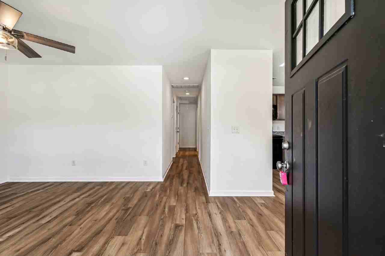 1816 Cunningham Rdg - Photo 5 of 32