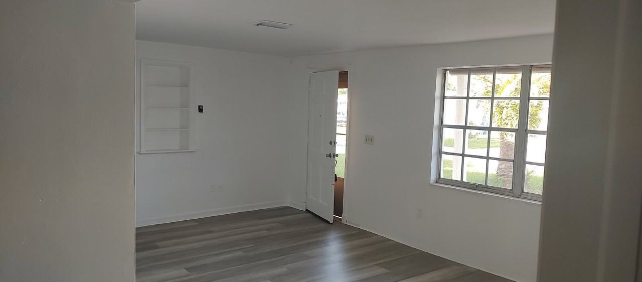 3543 Cheswick Dr - Photo 2 of 14