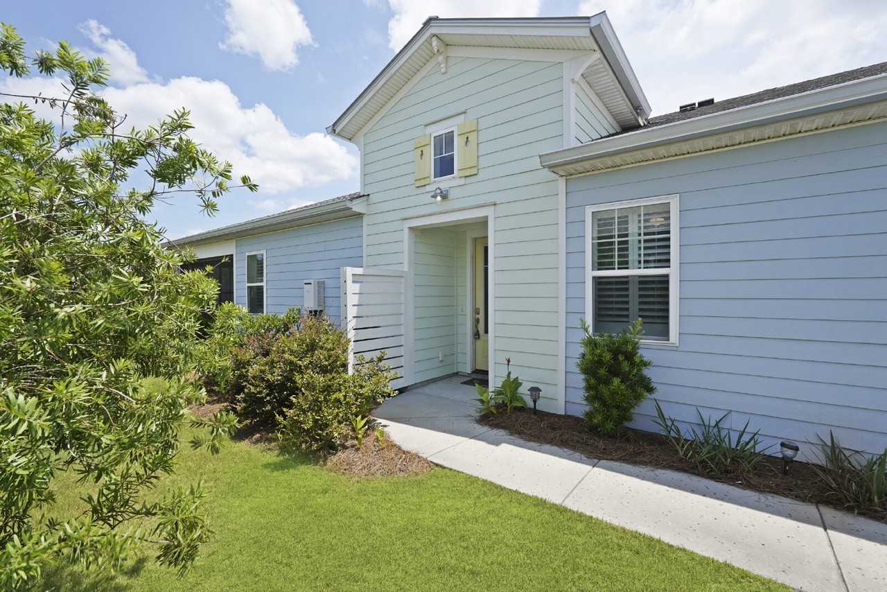 101 Cool Breeze Dr - Photo 2 of 50