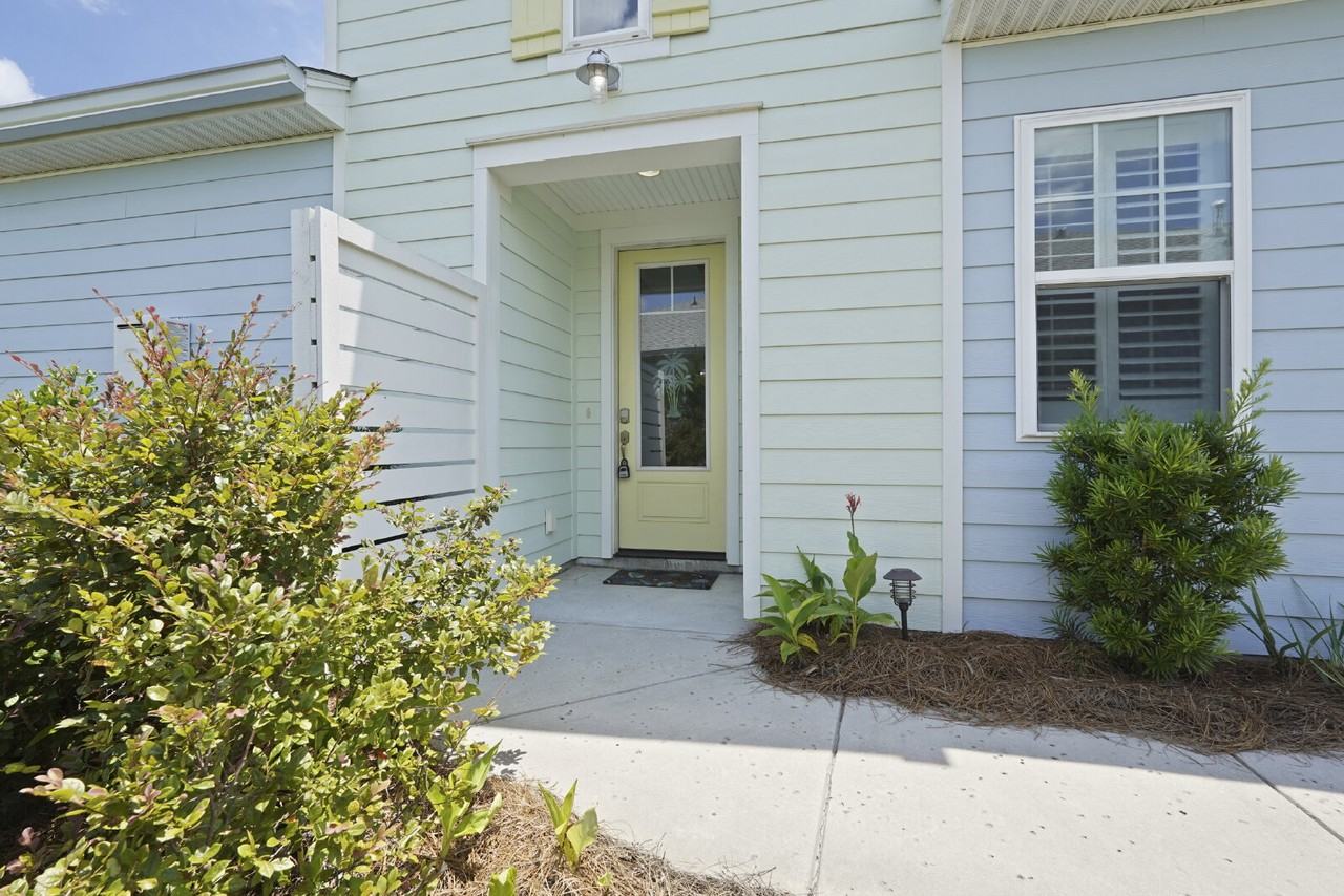 101 Cool Breeze Dr - Photo 3 of 50