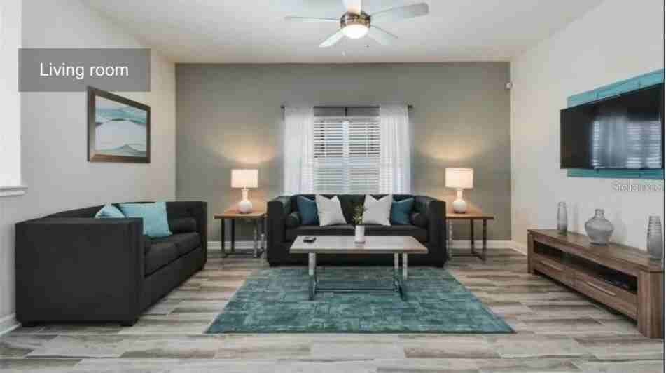 1592 Slice Way - Photo 2 of 11