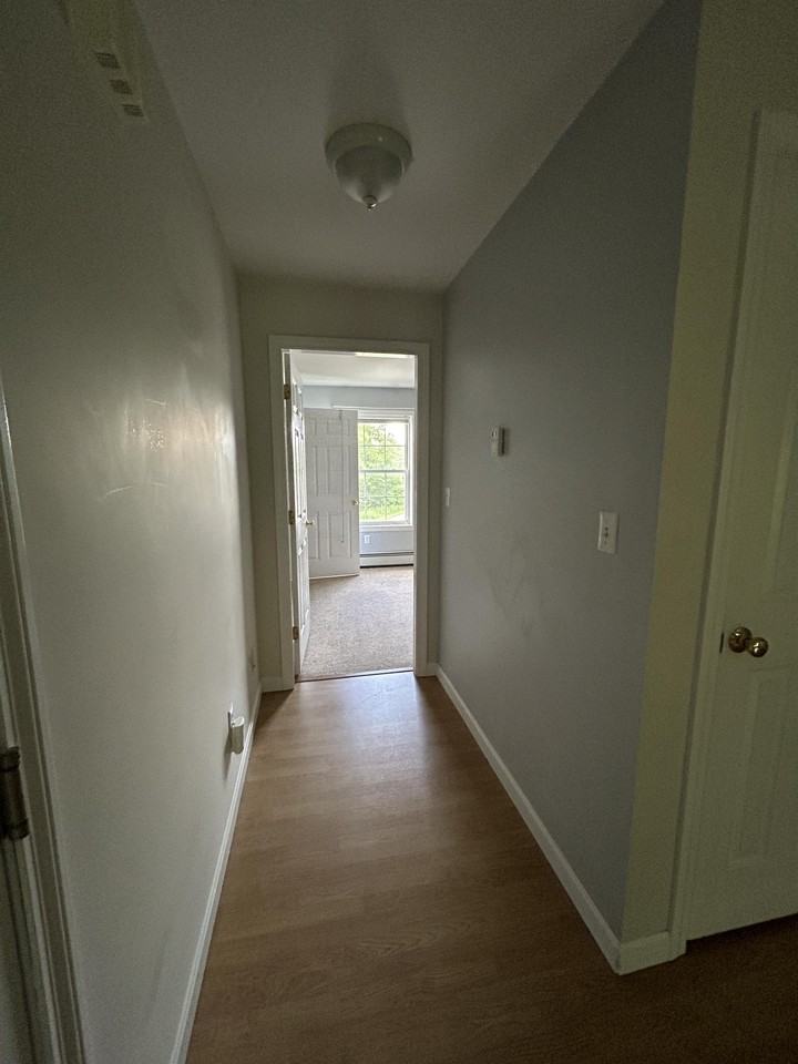 82 Fieldstone Drive #C - Photo 5 of 7