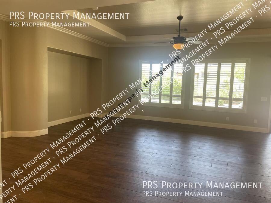 4626 E Blue Spruce Ln - Photo 2 of 24