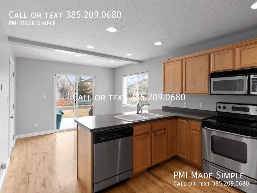 4106 W Hayes Cir - Photo 3 of 30