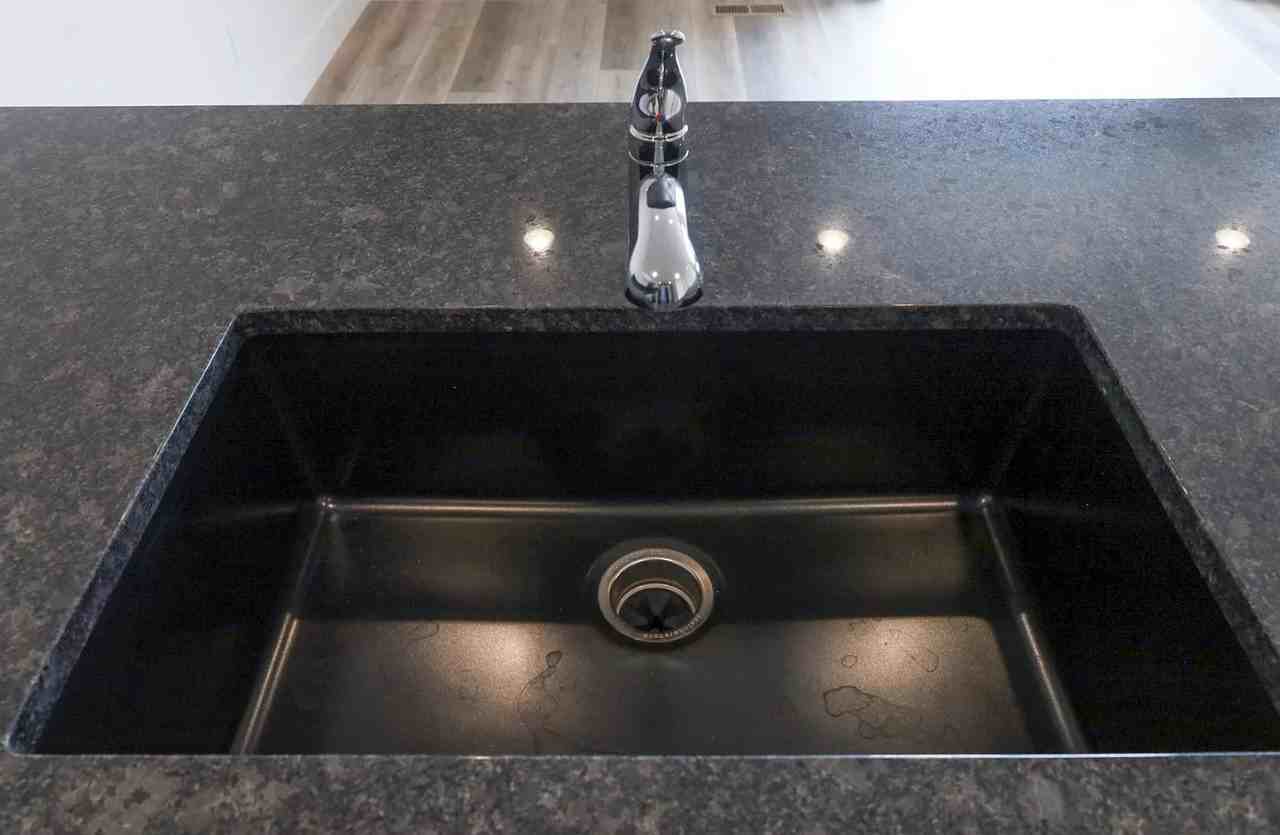 917 N 100 W #11 - Photo 2 of 14