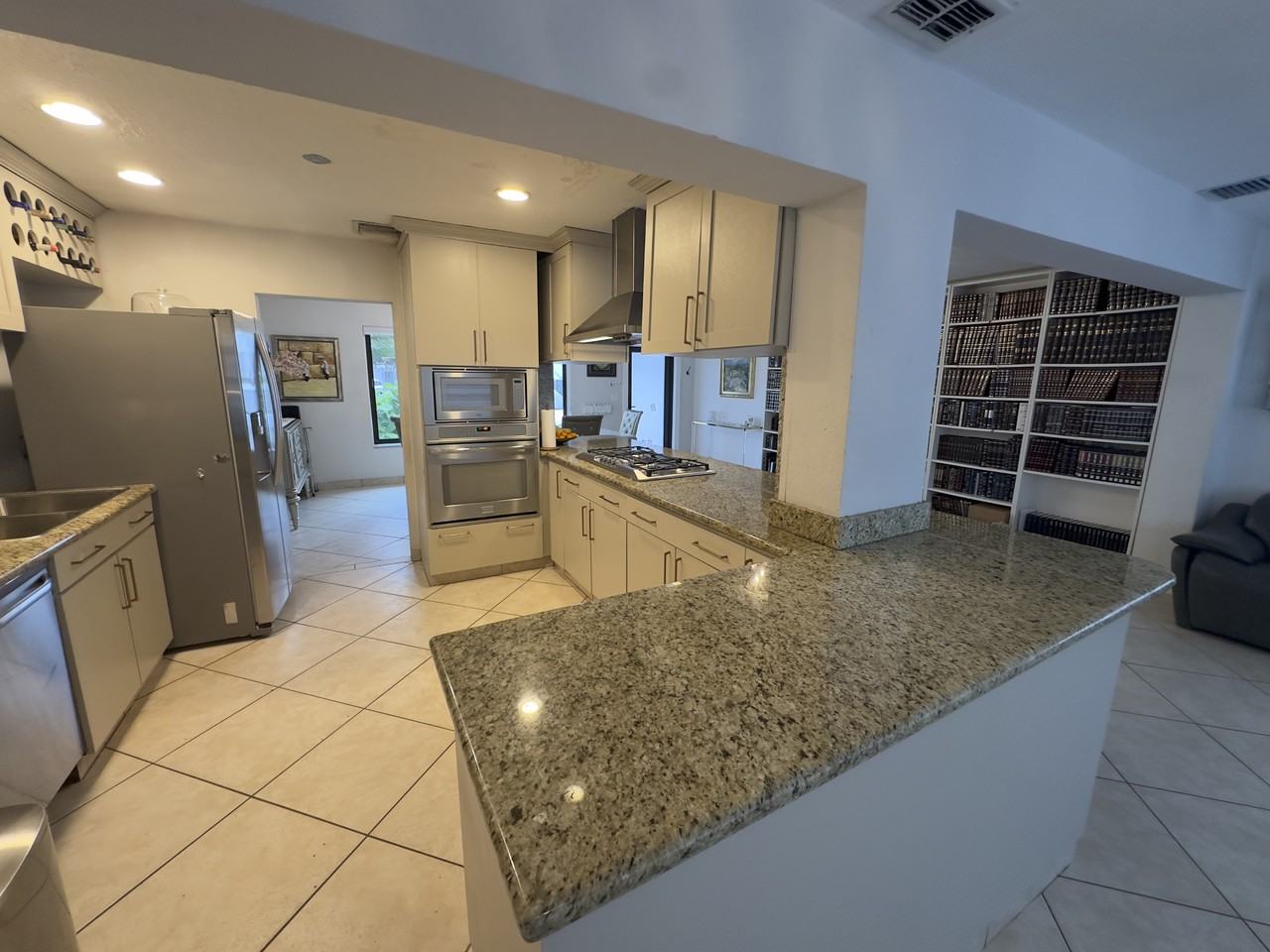 2525 Ne 214th St #NA - Photo 4 of 50