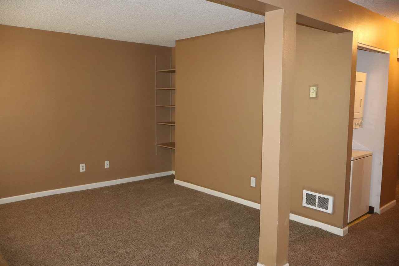 1301 University Ave #C104 - Photo 4 of 12