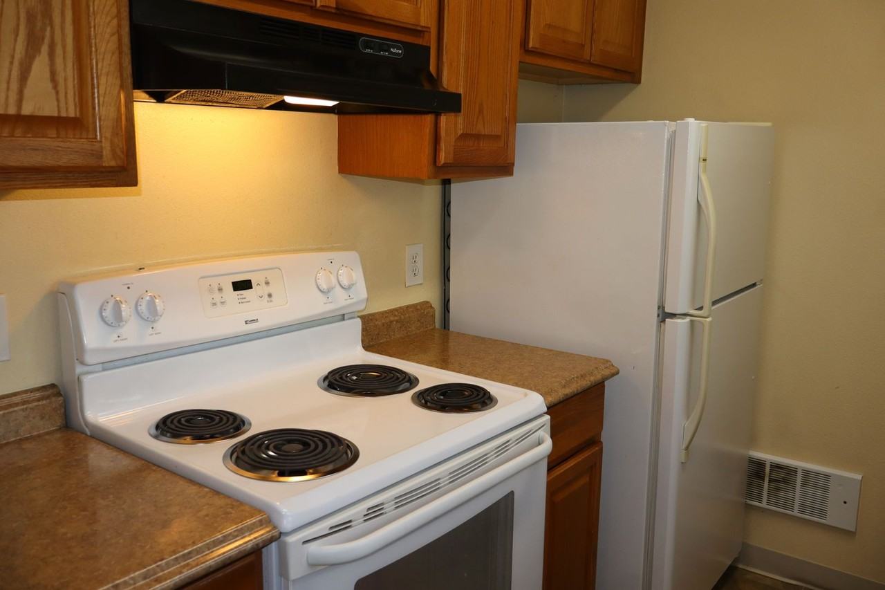 1301 University Ave #C104 - Photo 6 of 12