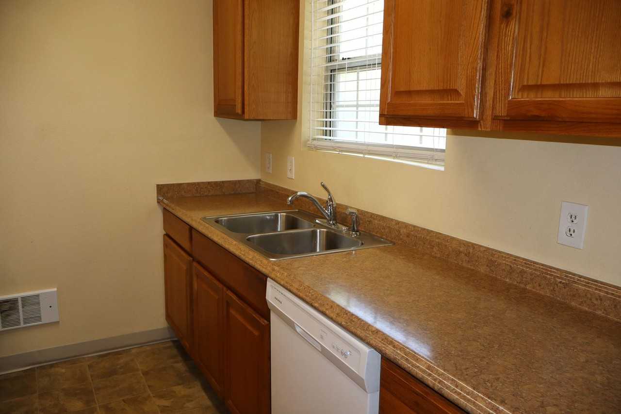 1301 University Ave #C104 - Photo 7 of 12