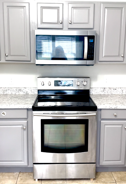1607 Mcilwraith St #1 - Photo 3 of 11