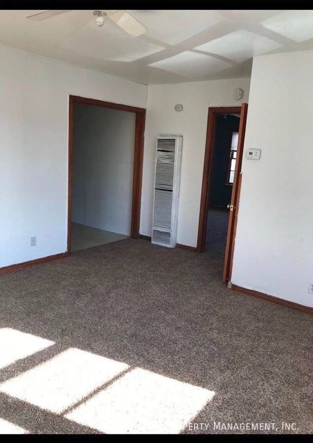 312 Sw 42nd Ave #A - Photo 2 of 9