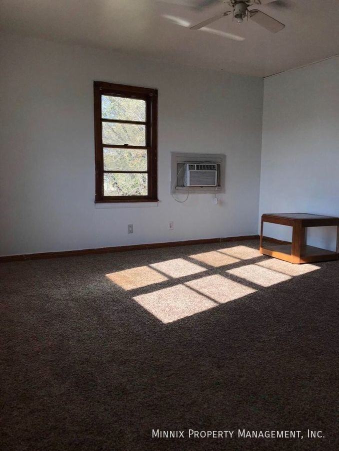 312 Sw 42nd Ave #A - Photo 3 of 9