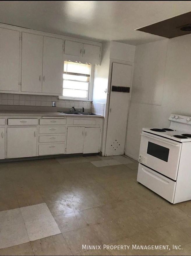 312 Sw 42nd Ave #A - Photo 5 of 9