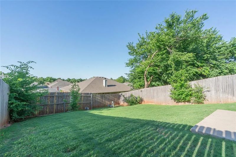 604A Nw 175th St #604A - Photo 2 of 20